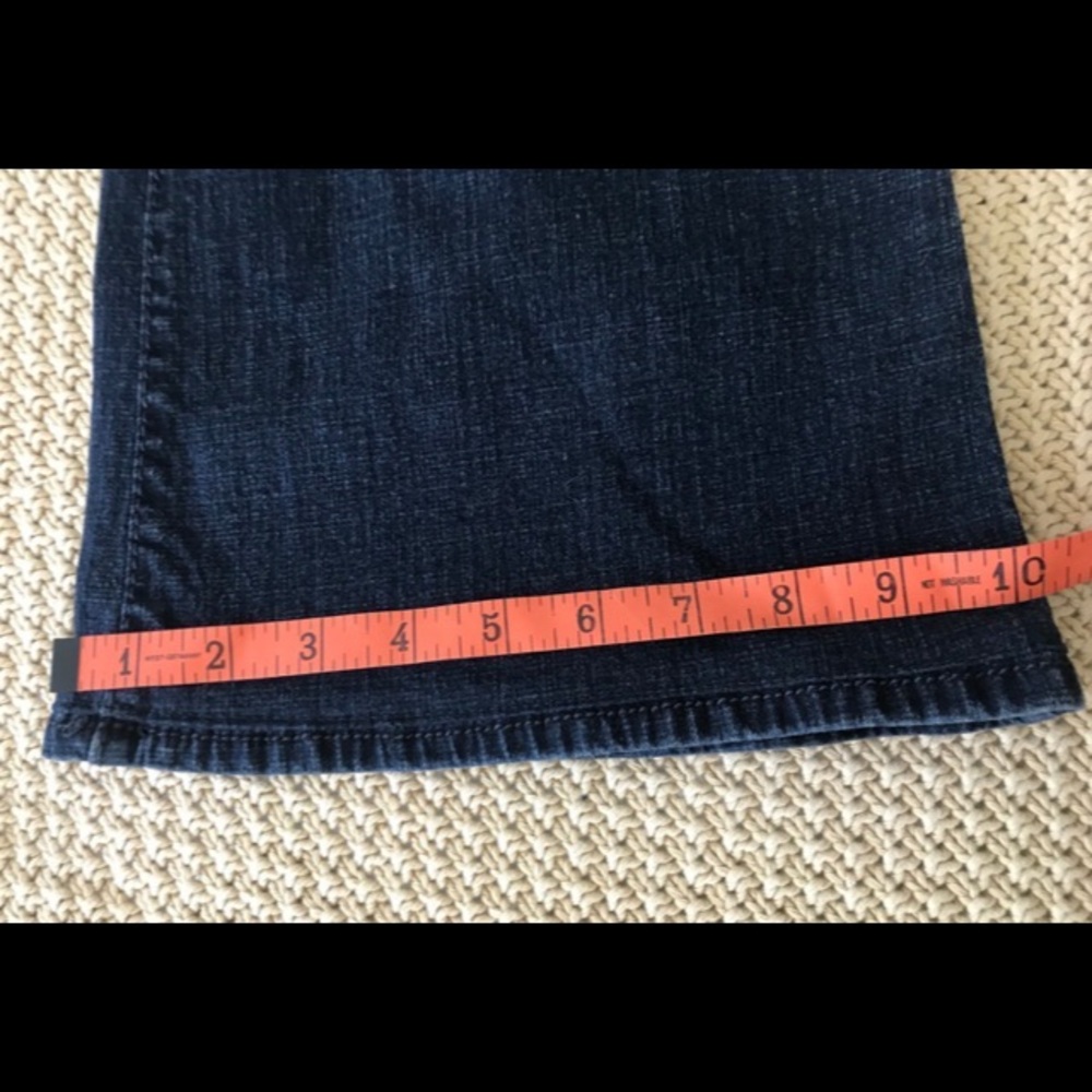Jessica Simpson Blue Flare Jeans with Classic Indigo Shade NWOT. - Picture 8 of 15